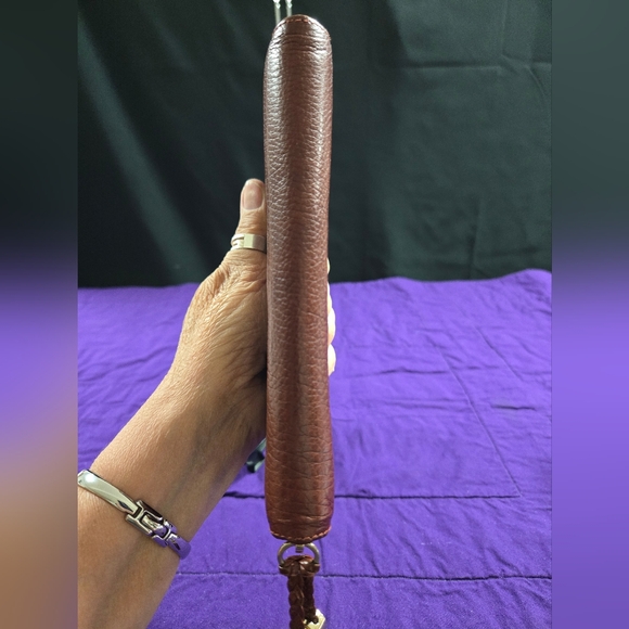 AUTHENTIC GUCCI GG LEATHER TASSEL LONG WALLET EUC - Picture 6 of 13